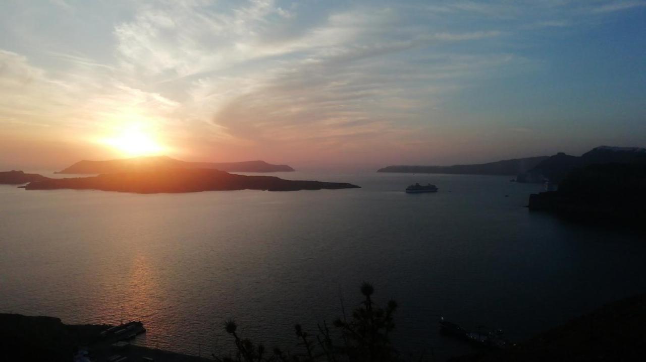 Вилла Poudras Amazing View Caldera Ormos Athinios Экстерьер фото